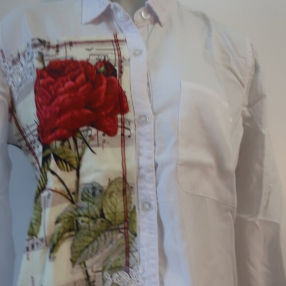 NWT Womens The Nu Vintage White Rose Button Down Shirt Sz L - Picture 4 of 8
